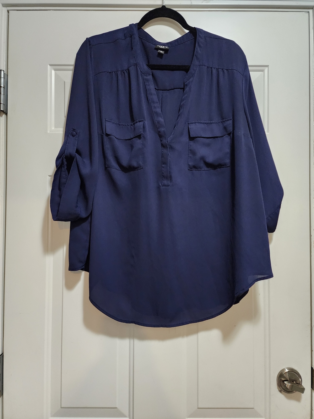 Torrid Harper Navy Blue Georgette Roll Tab 3/4 Sleeve Pullover Blouse Size 2X